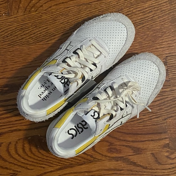 ASICS Tiger Gel-Lyte Lace Up Sneakers - Picture 2 of 3